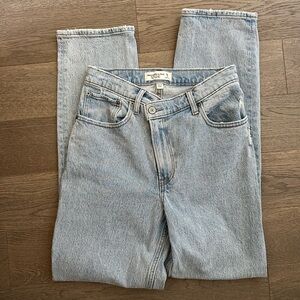 Abercrombie criss cross, straight leg jeans